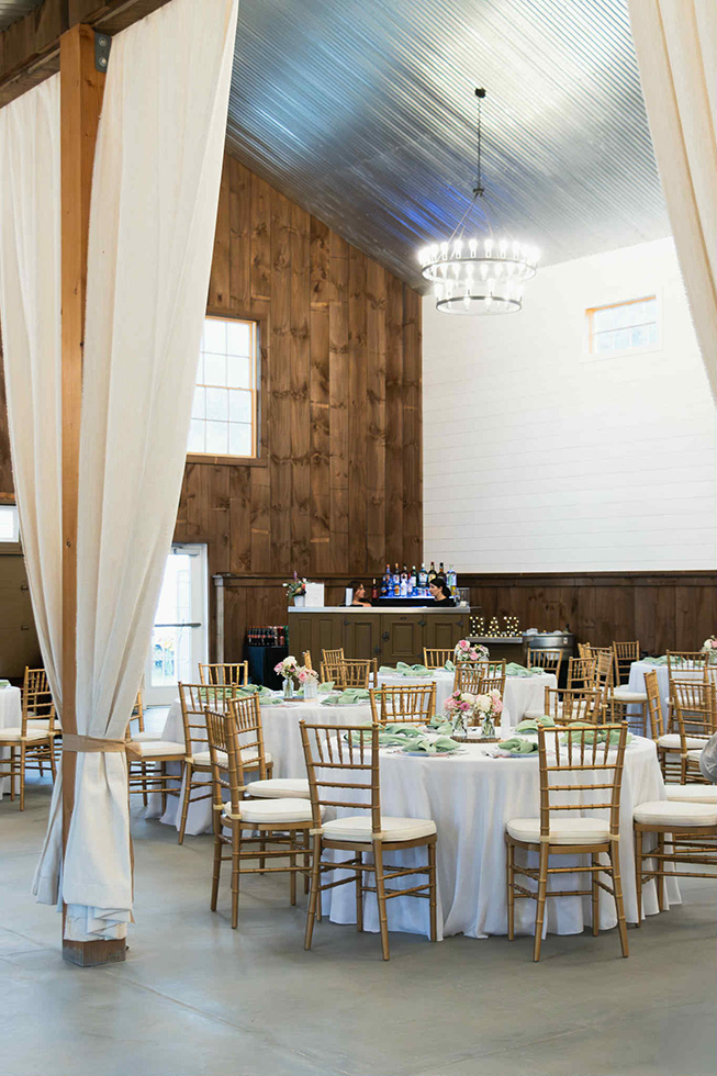 vertical-wedding-tables-image7